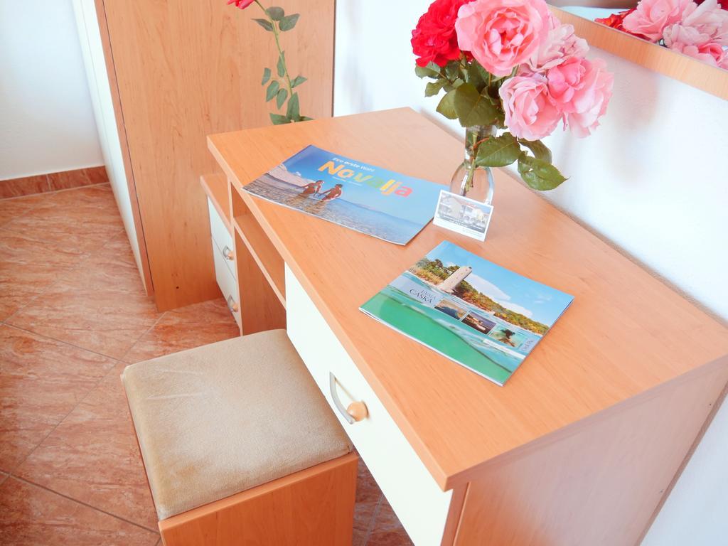 Apartments-Novalja-Zrce エクステリア 写真