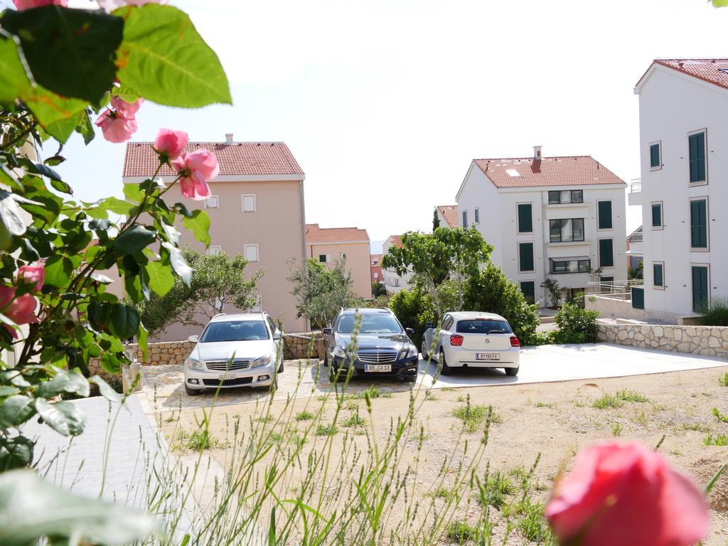 Apartments-Novalja-Zrce エクステリア 写真