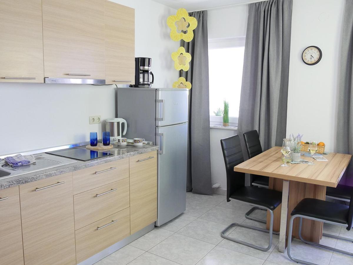 Apartments-Novalja-Zrce エクステリア 写真